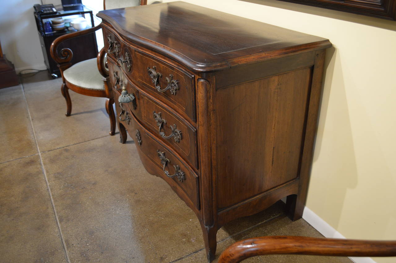 19th C Antique French Dresser In Walnut For Sale Vandeuren